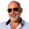 Headshot of Victor Manuel L.
